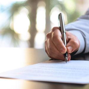 自宅を相続するなら遺言書がマスト?考えておきたい自宅の「遺し方」